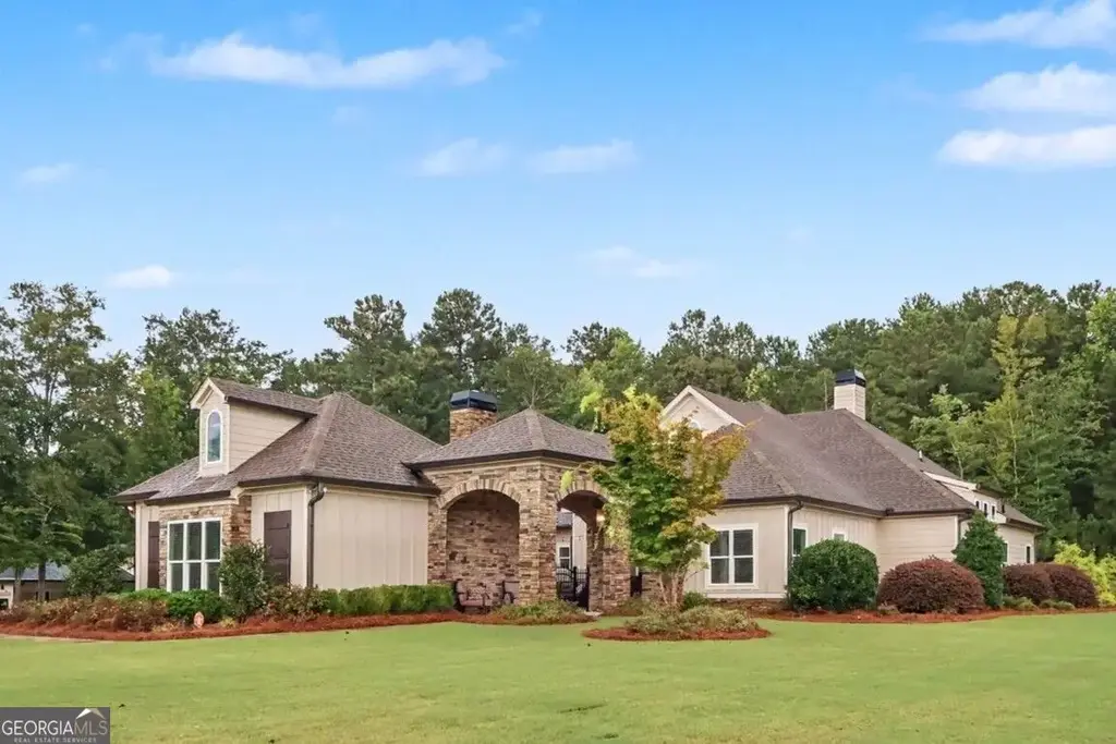 29 Water Stone Cove, Newnan
