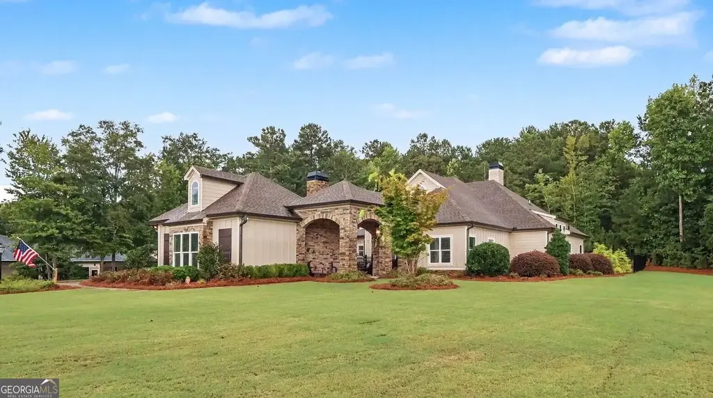 29 Water Stone Cove, Newnan