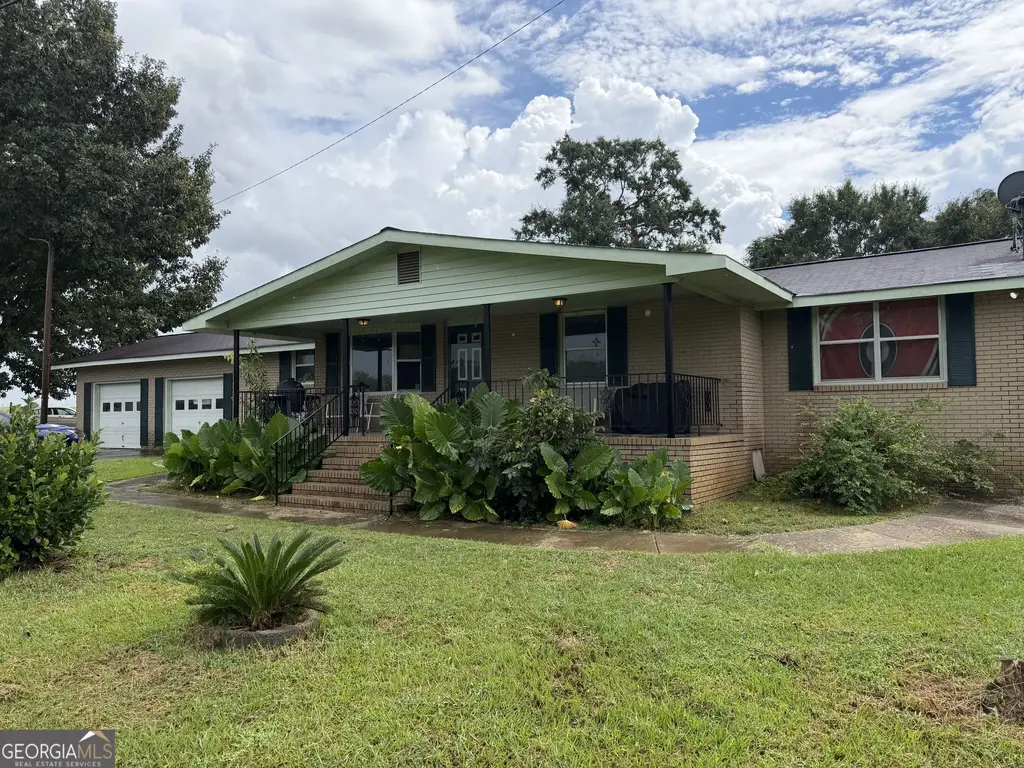 2438 Montrose Allentown Road, Montrose