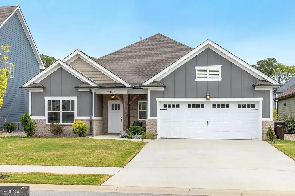 7382 Dividing Way, Ooltewah