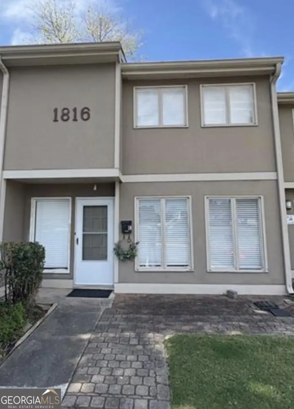 1816 Ashborough Road Se Apt E, Marietta