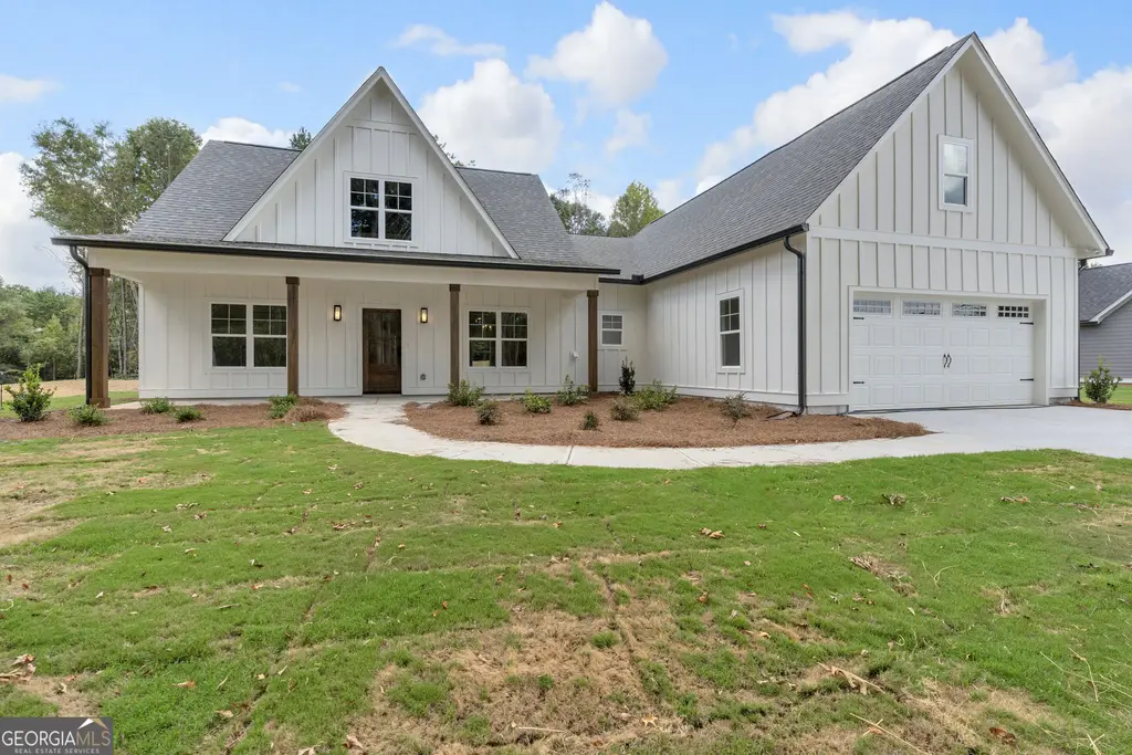 1863 Hoods Mill Road, Commerce