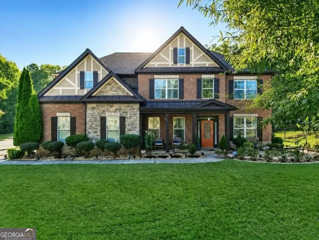 328 Field House Circle Sw, Lilburn