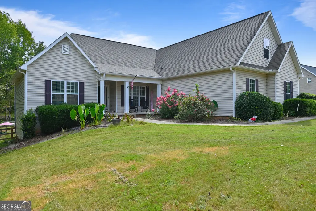 42 Meadows Lane, Senoia