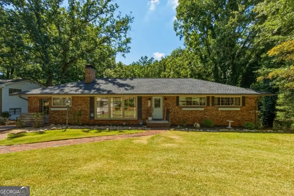 613 Holly Drive Nw, Gainesville