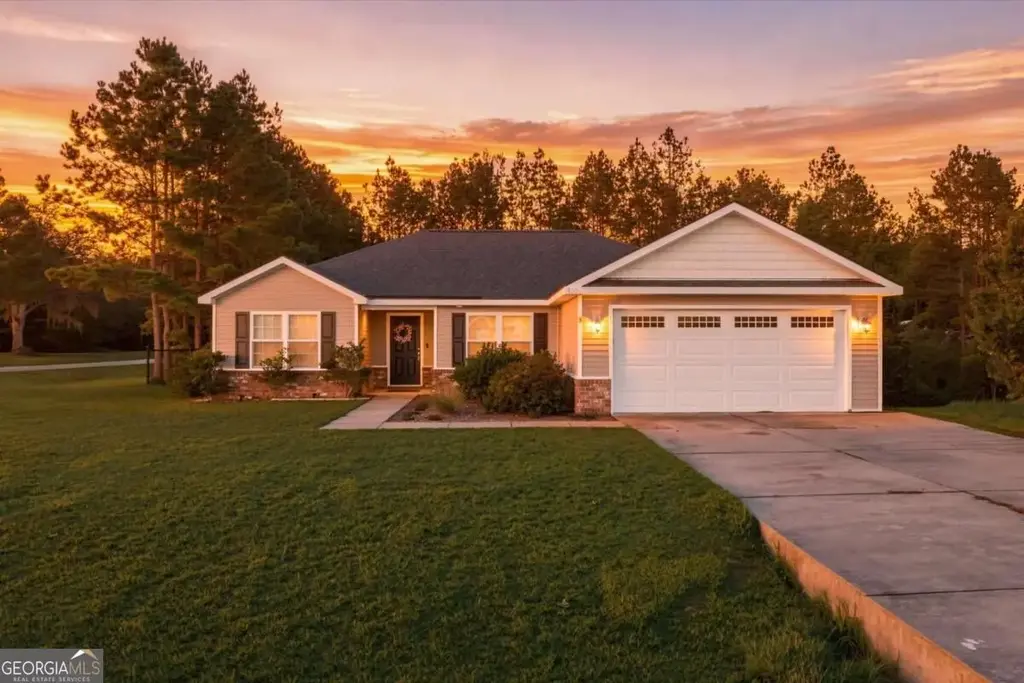 460 Abigail Circle, Ellabell