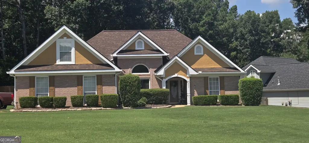 235 Wisteria Boulevard, Covington