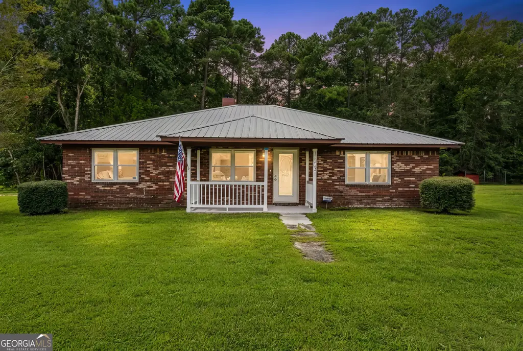 103 W Magnolia Avenue, Kingsland