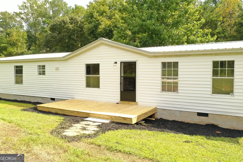 2050 Buckhorn Road, Clarkesville