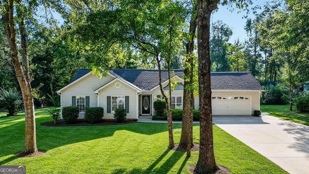 137 Suwanee Court, Senoia