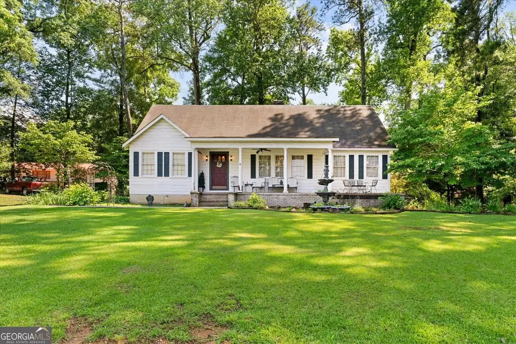 606 Woodland Drive, Dalton