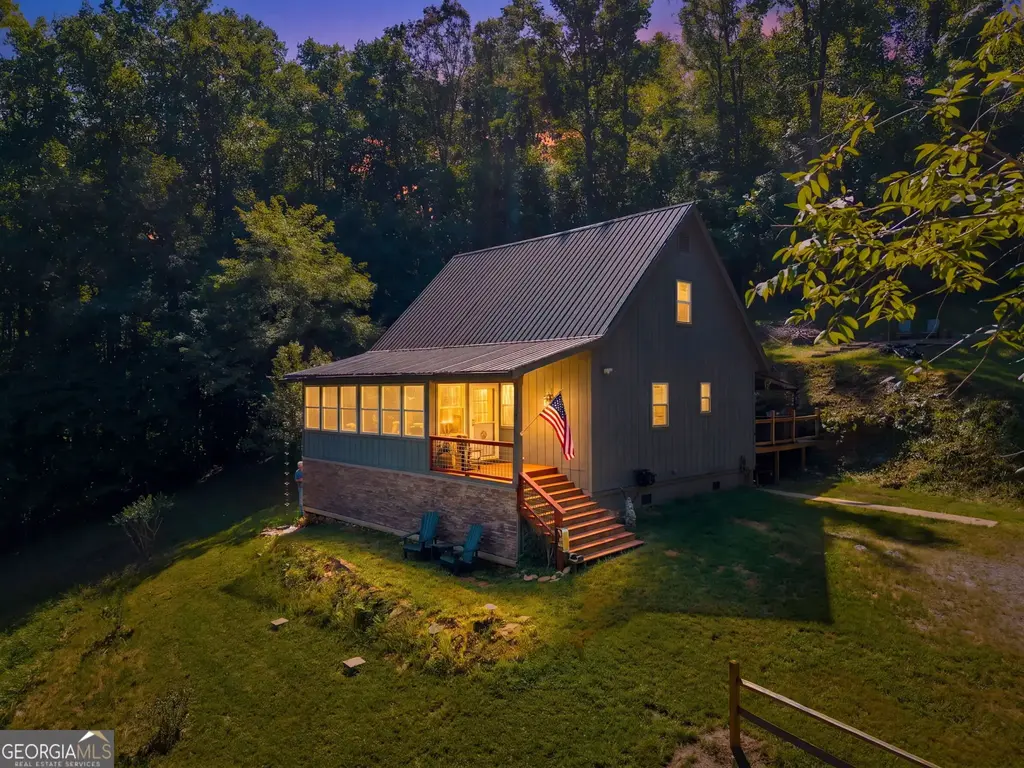 566 Old Cherry Mountain Trail, Hayesville