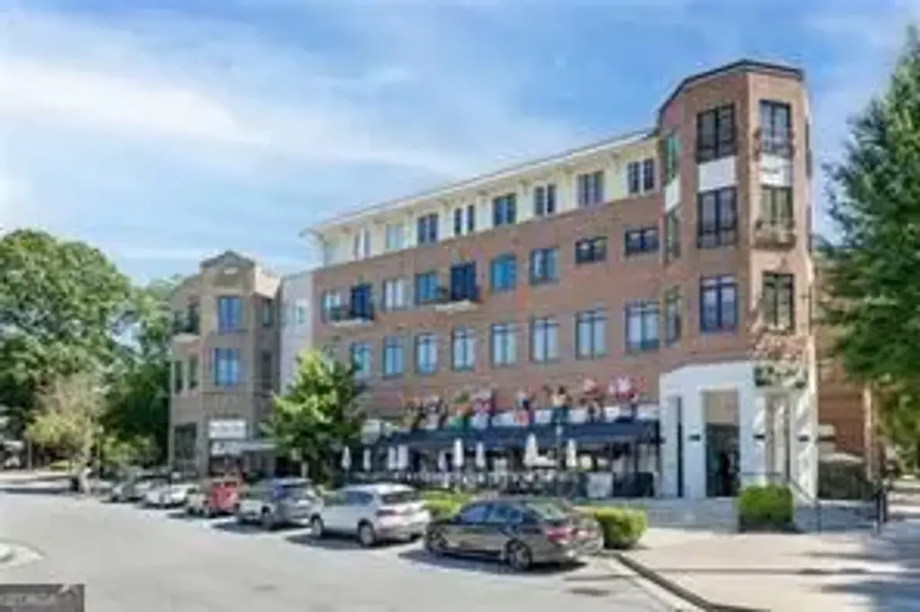 1418 Dresden Drive Ne 300, Atlanta