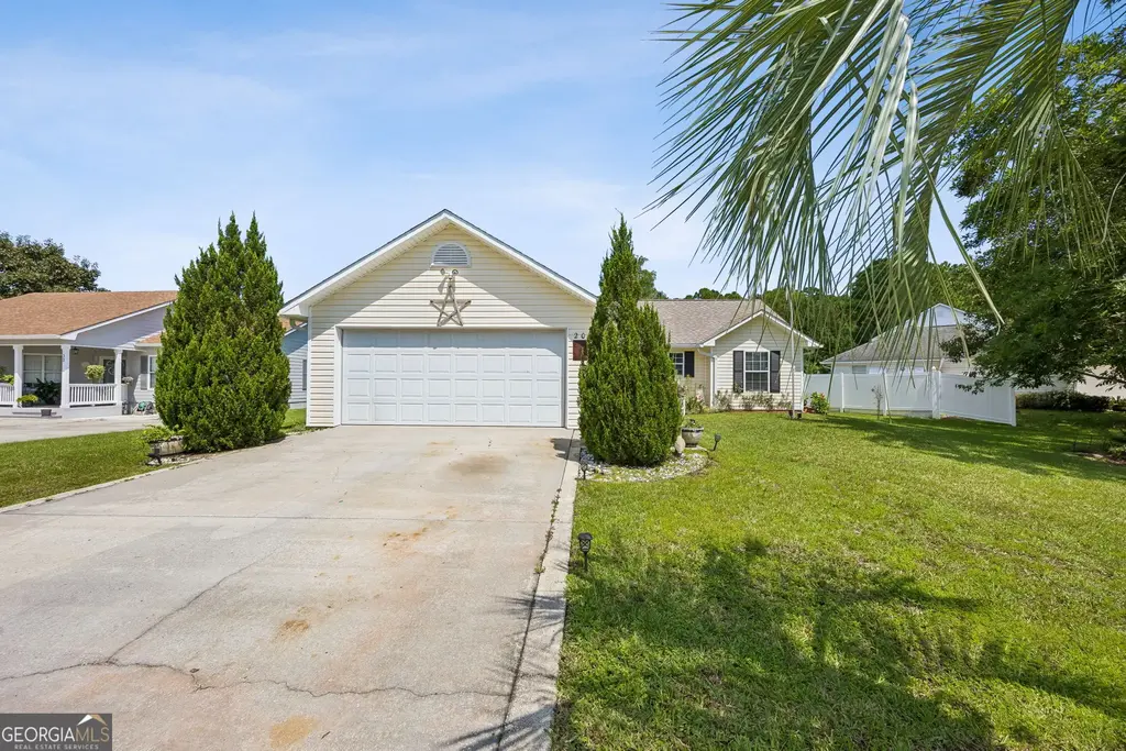 20 Lakefront Drive, St. Marys