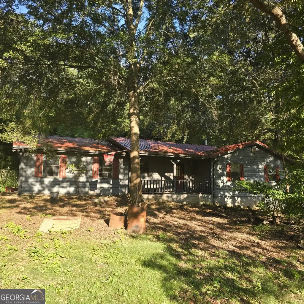 65 Trace Drive, Stockbridge