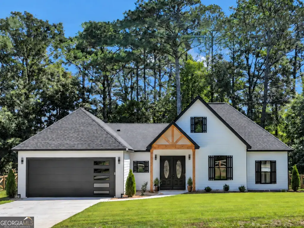 61 Doris Street, McDonough