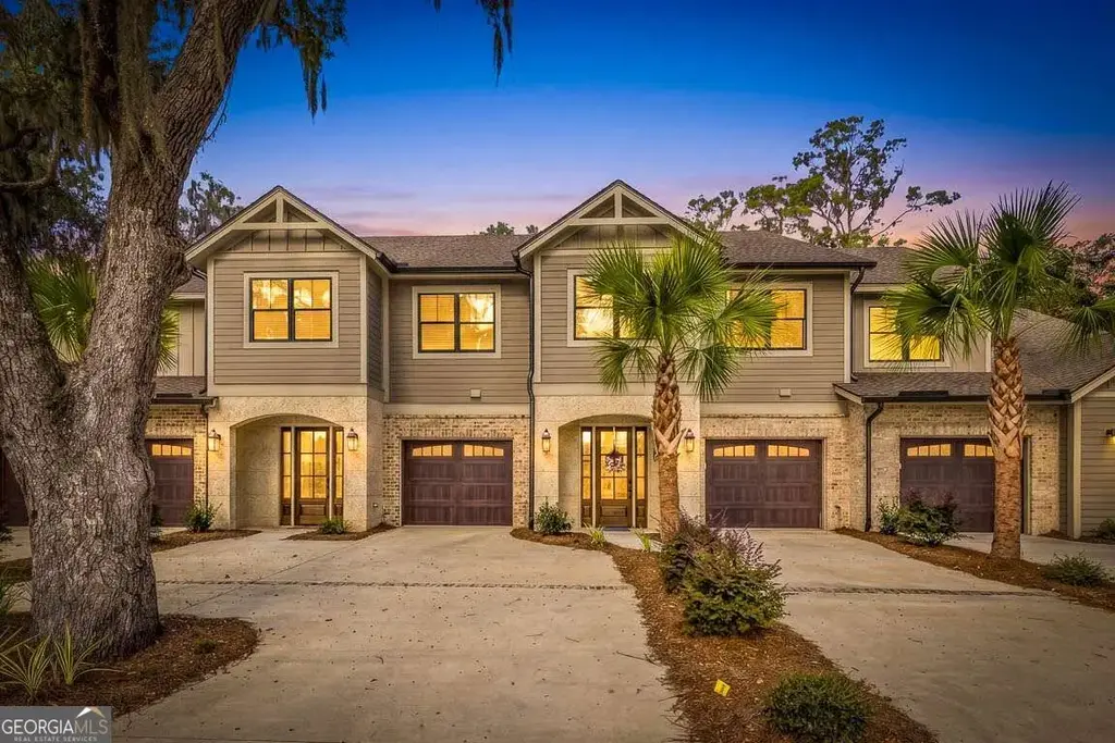 195 Fifty Oaks Lane, St. Simons