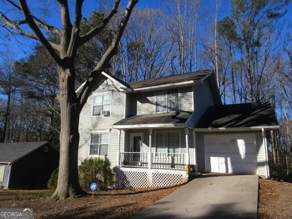 214 Sherwood Loop, McDonough