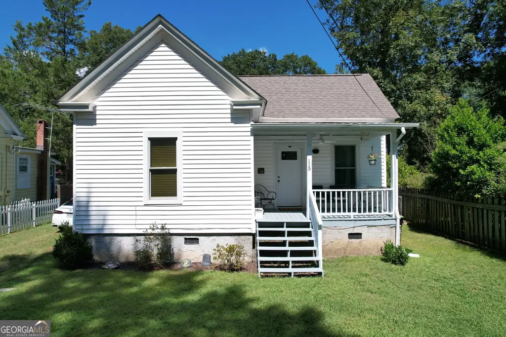 115 Lamar Street, Barnesville