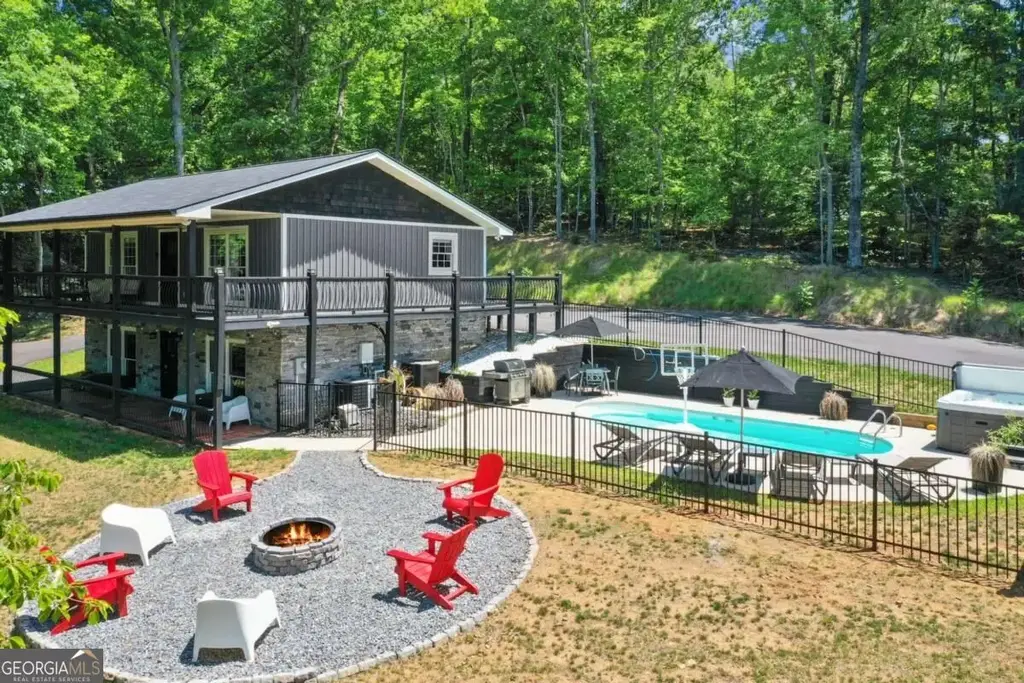 45 Sun Valley Drive, Mineral Bluff