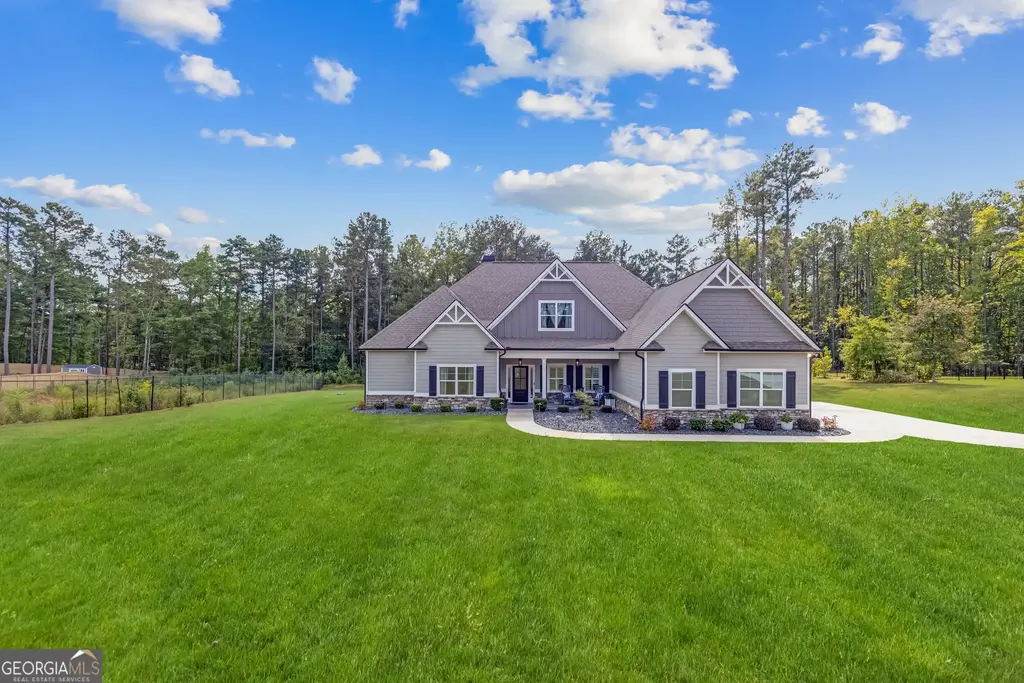 82 Riverstone Drive, Senoia