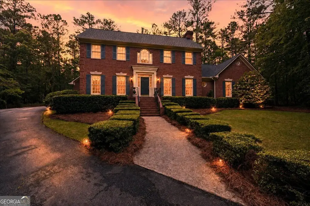 5784 Kentucky Downs Drive, Macon