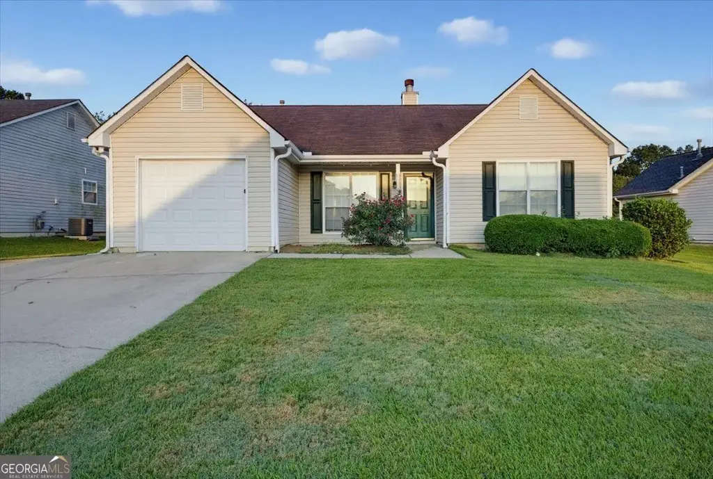 604 Village Way, Stockbridge