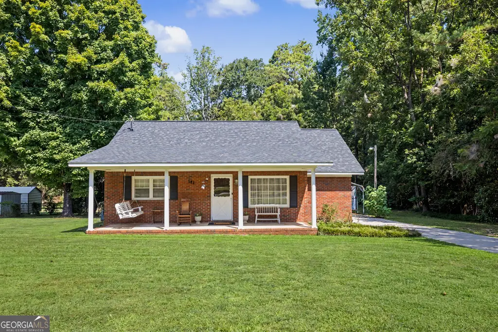 121 Laprade Road, Griffin
