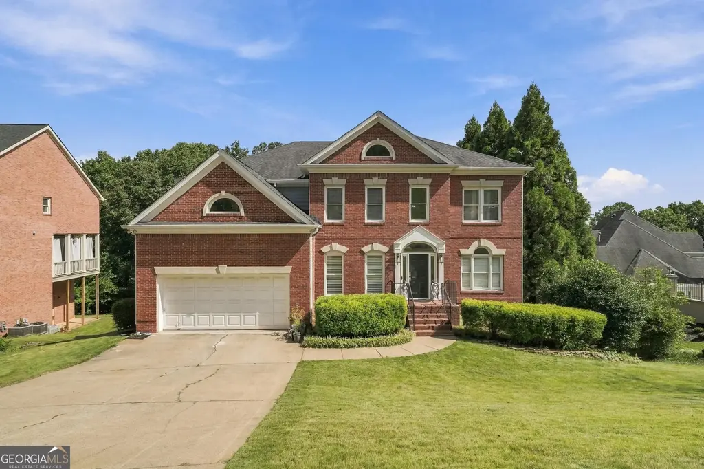 776 Oak Trail Drive, Marietta