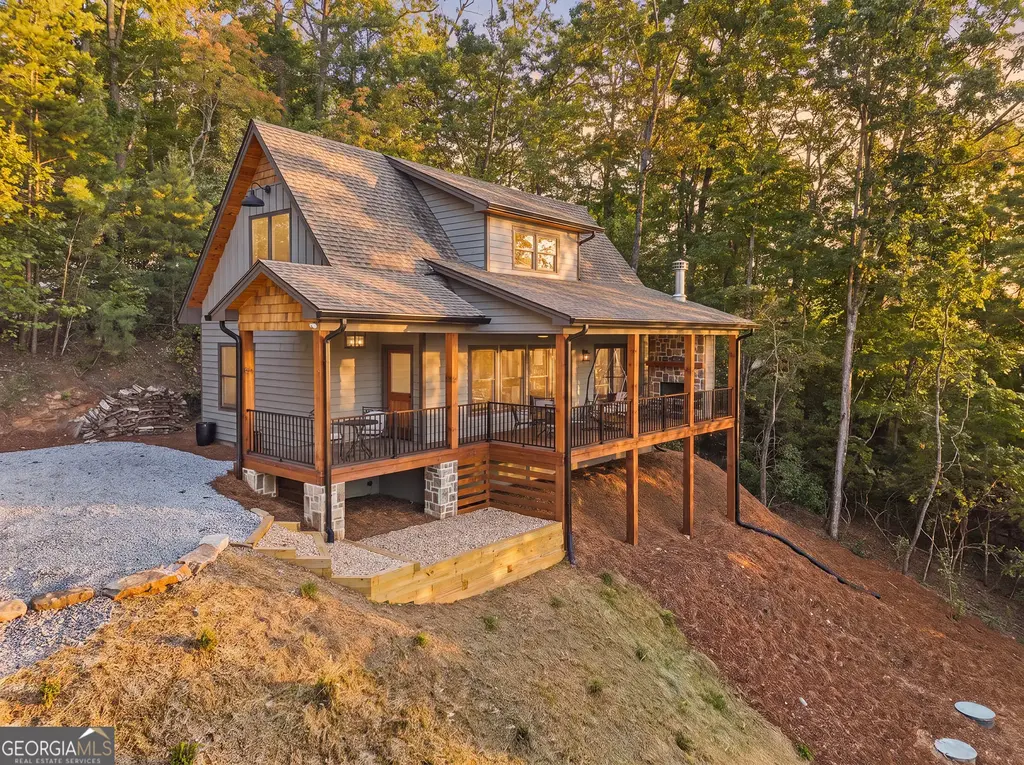 15662 Highway 197 N, Clarkesville