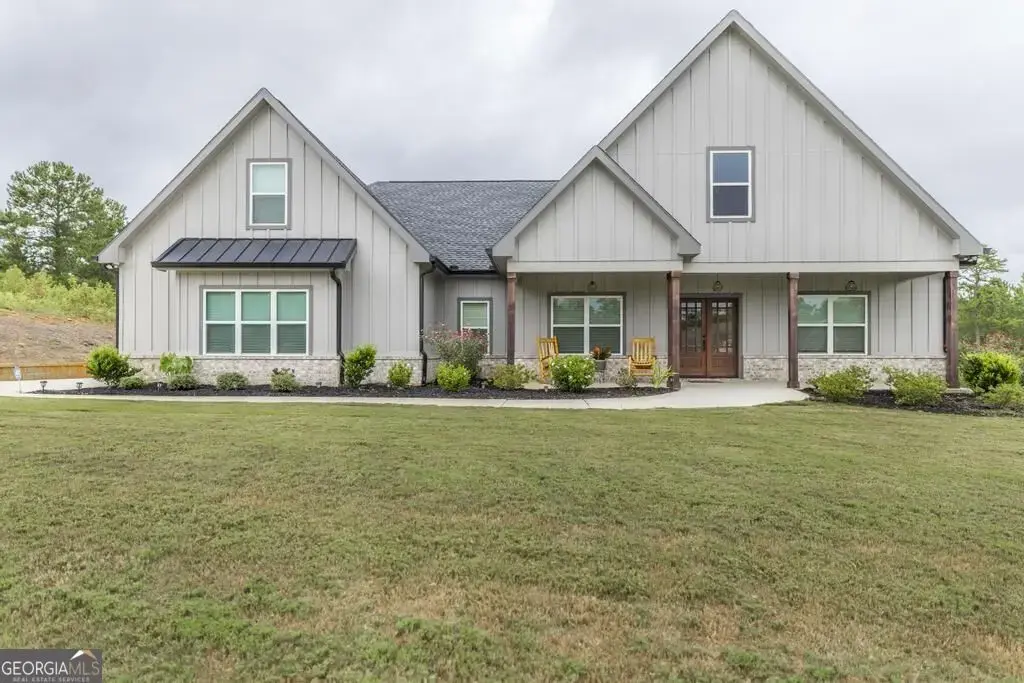 216 Creekside Trail, Forsyth
