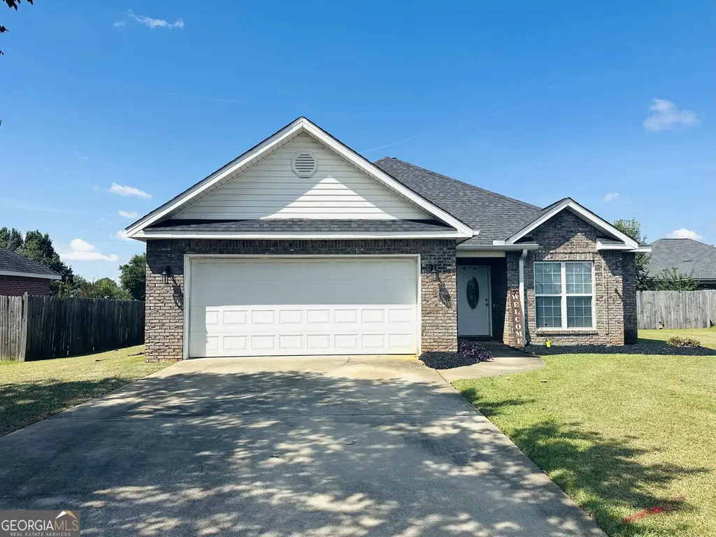 105 Ritz Lane, Perry