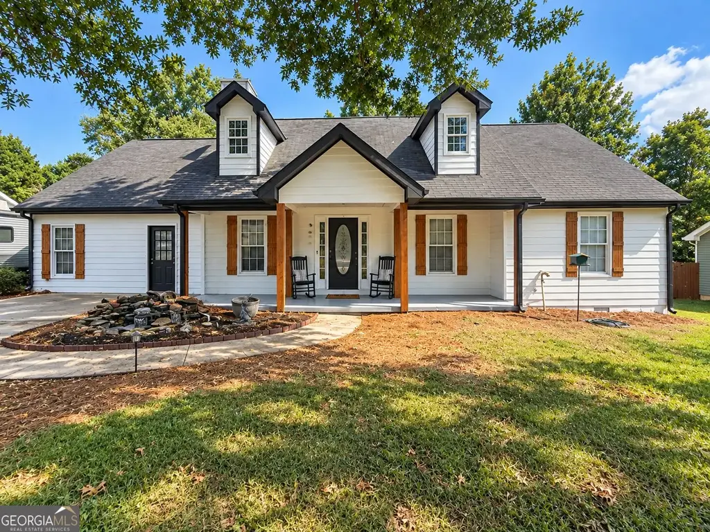 913 Century Oak Drive, Winder
