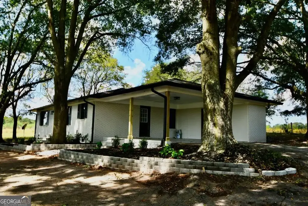 8588 Hwy 98 West, Commerce