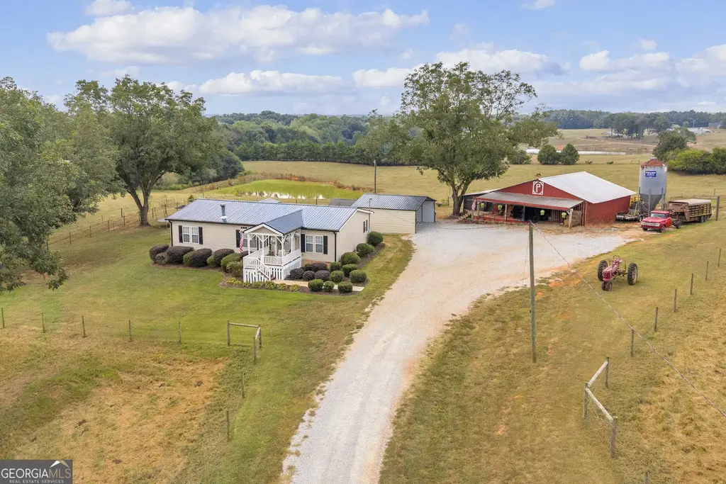 2439 Faye Carey Road, Danielsville