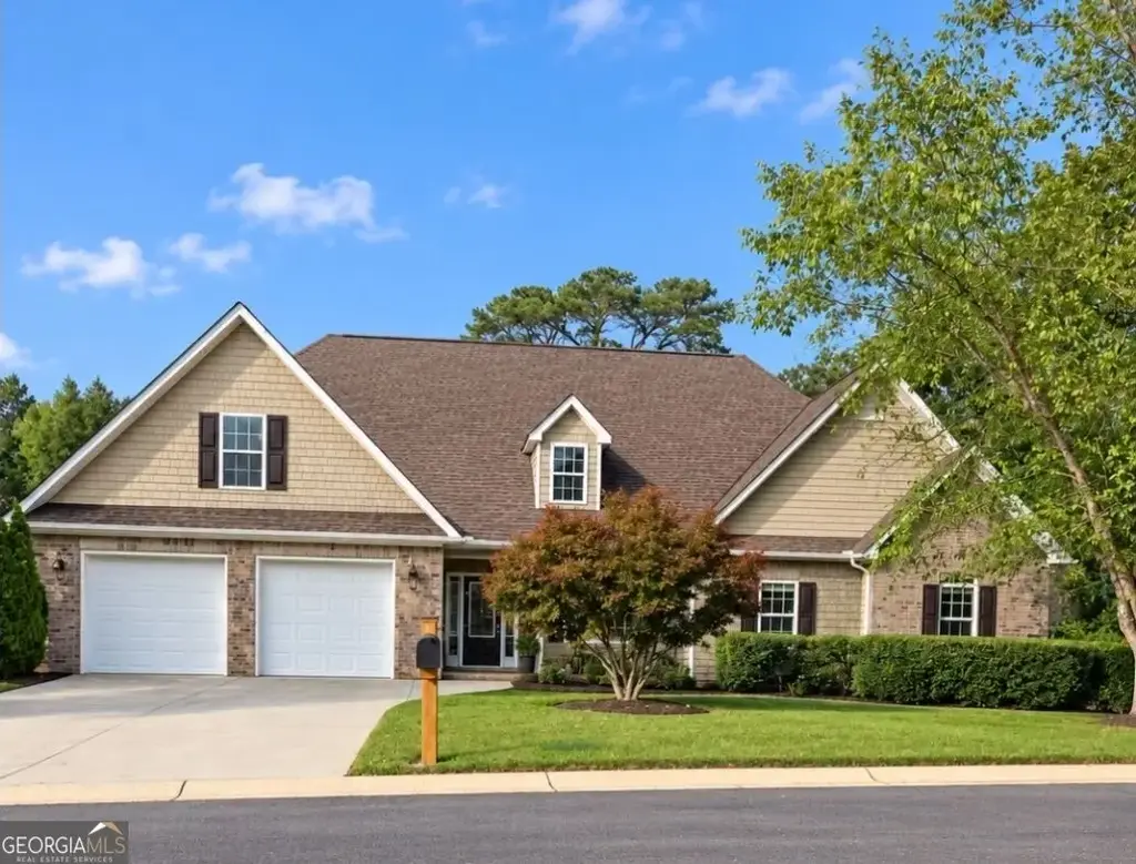 97 E Riley, Chatsworth