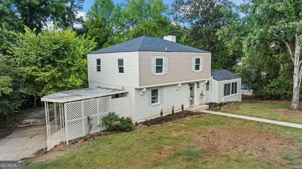 107 Ridgecrest Road, Lagrange