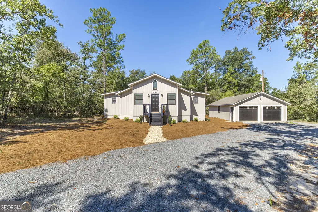 559 Shawnee Circle, Byron