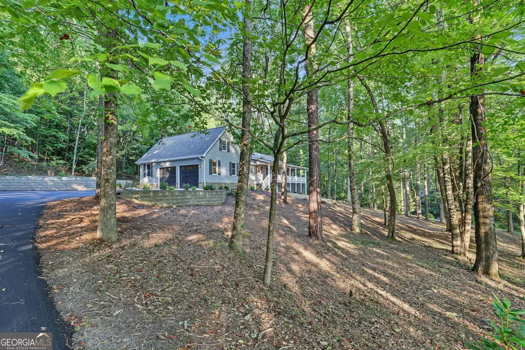 623 Deerfield Drive, Clayton
