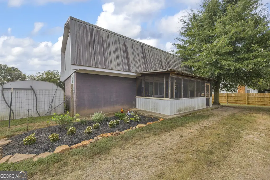 9359 Wildcat Bridge Road, Danielsville