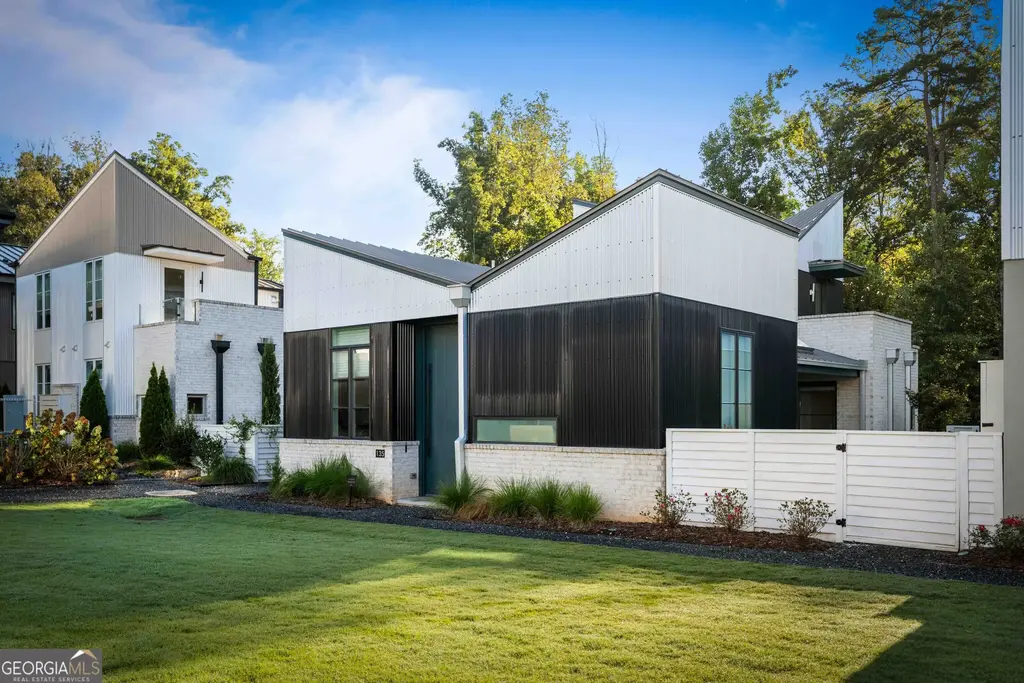 135 Arcadia Avenue, Fayetteville