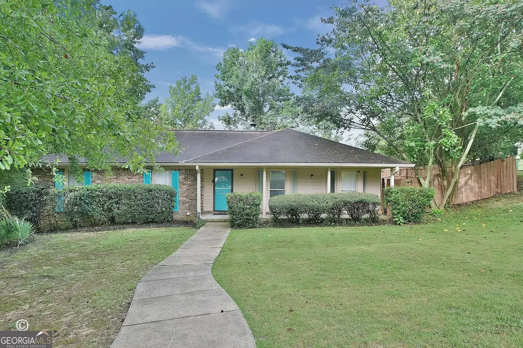 4660 Woodmere Lane, Columbus