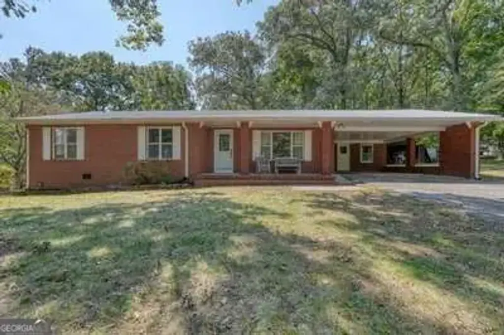 169 C H Colwell Drive, Blairsville
