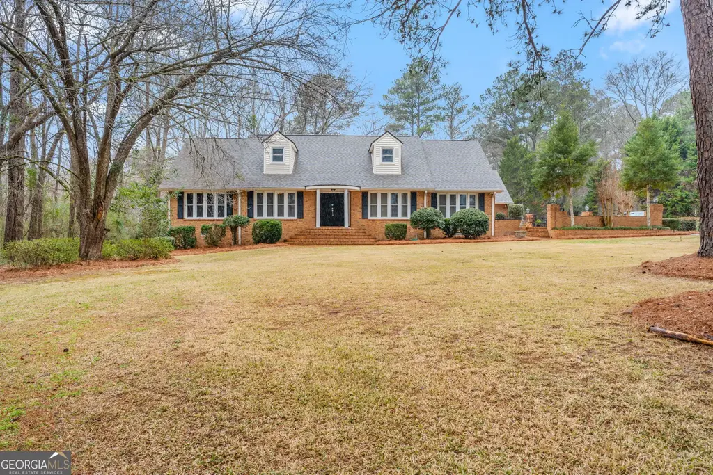 732 Bass Road, Macon