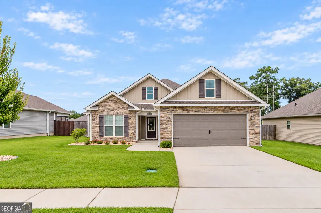 107 Wynchase Lane, Bonaire