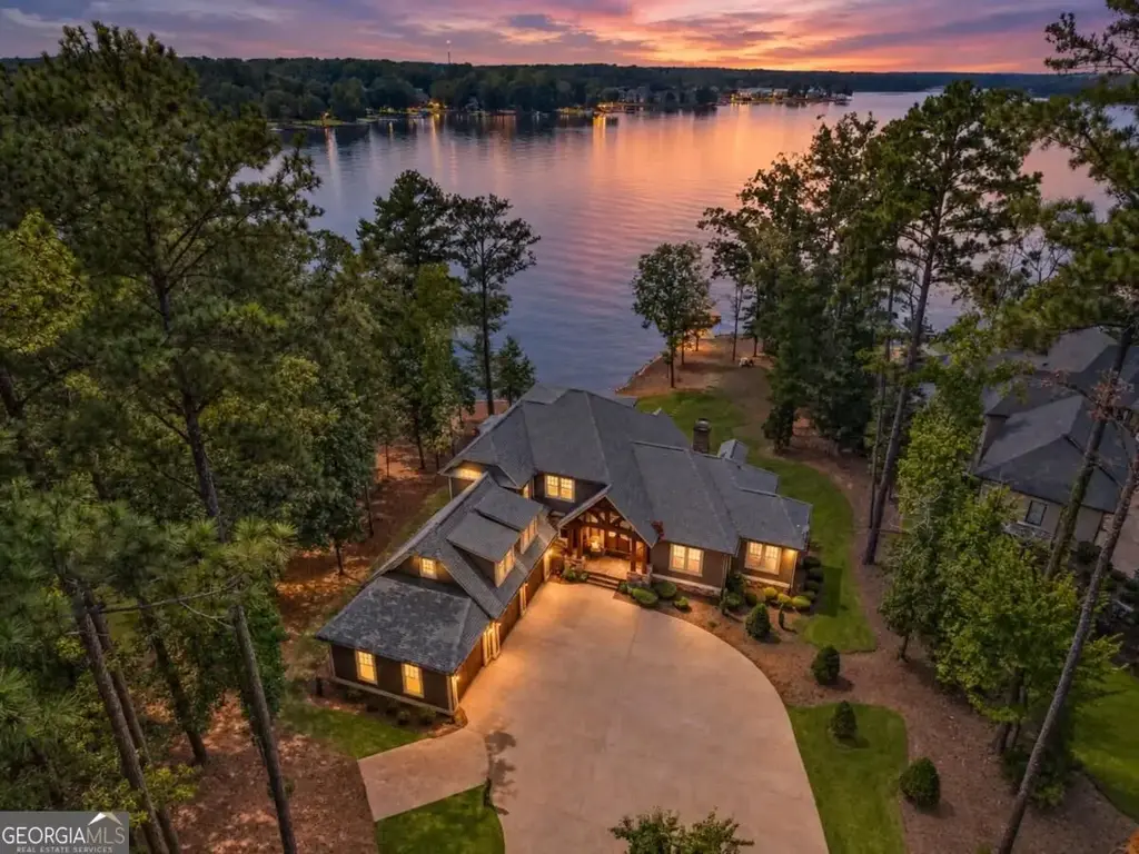 131 Carolyn Drive, Eatonton