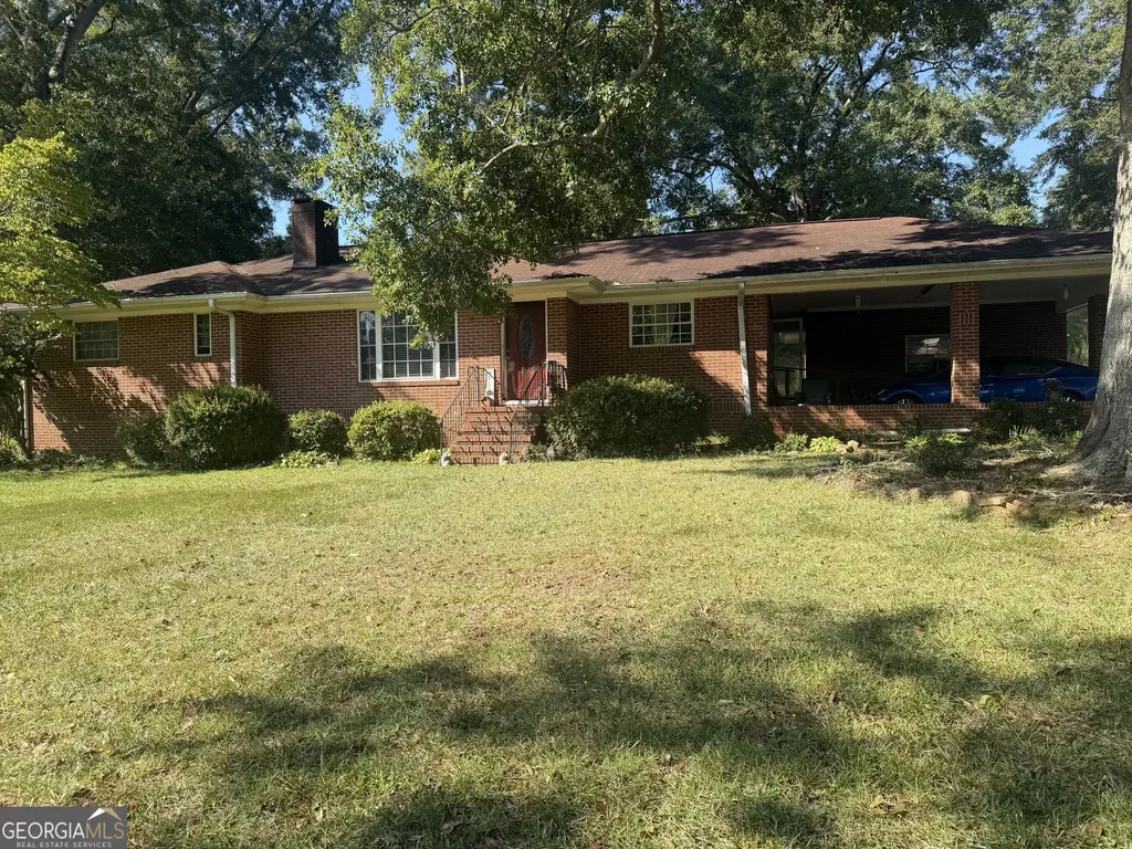 216 Forrest Avenue, Thomaston