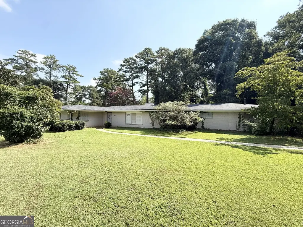 802 Kenilworth Circle, Stone Mountain