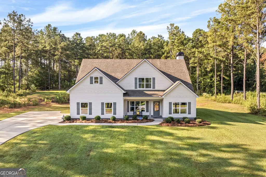 100 Dove Creek Court, LaGrange