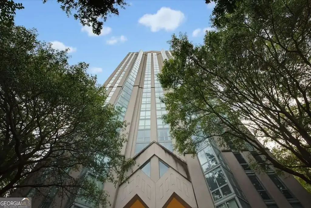2870 Pharr Court South Nw 2006, Atlanta